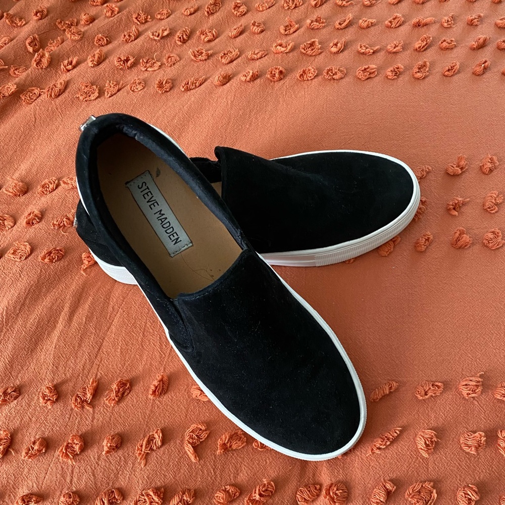 Black platform Steve Madden Shoes